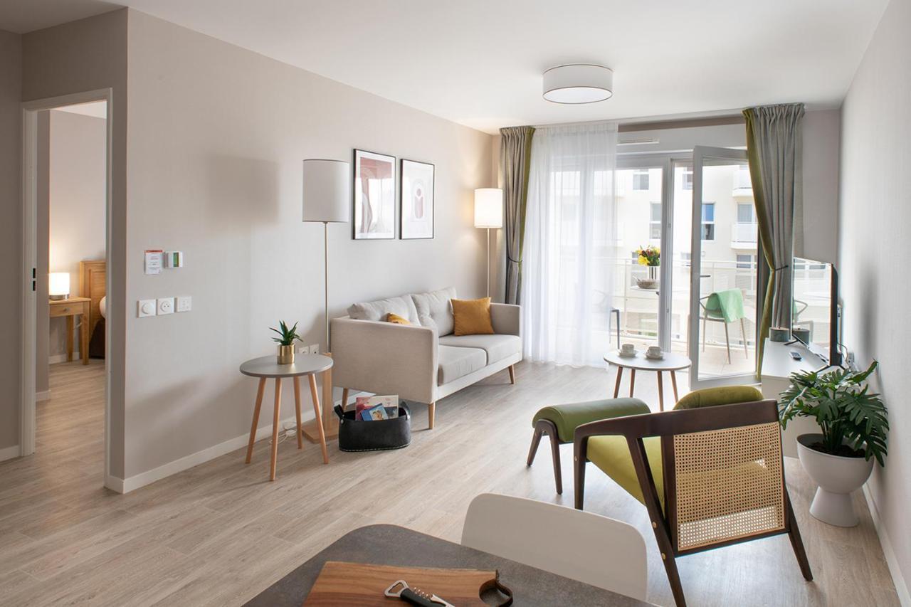 Le Criterium Aparthotel Ecouflant Eksteriør bilde